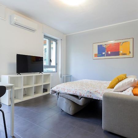20Mins From Duomo - Renovated Apt Near City Center Apartment Milan Bagian luar foto