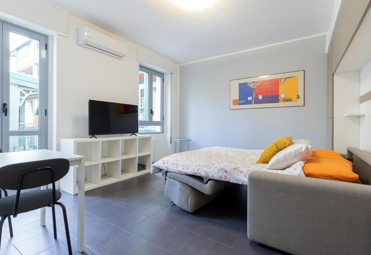 20Mins From Duomo - Renovated Apt Near City Center Apartment Milan Bagian luar foto