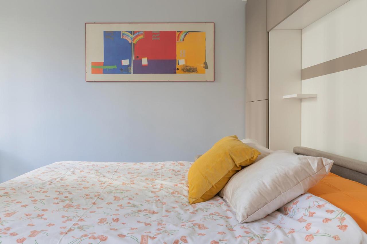 20Mins From Duomo - Renovated Apt Near City Center Apartment Milan Bagian luar foto